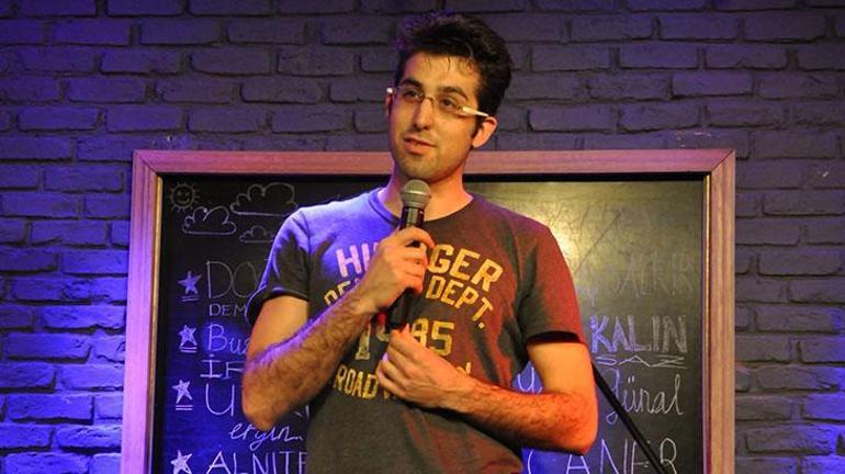 Doğu Demirkoldan ilginç çocukluk itiraf: Ne sattığımı anlatırken bile utanıyordum