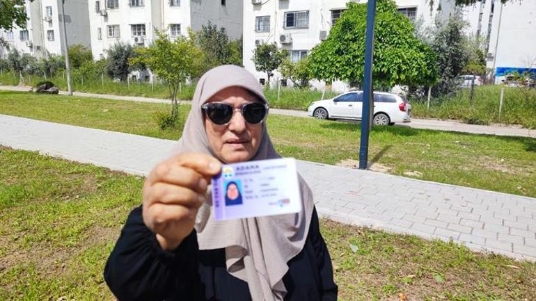 Adana’da ücretsiz ulaşım kartı olan kadın dolmuştan indirildi Diğer sürücüler de aynı şeyi yapıyor