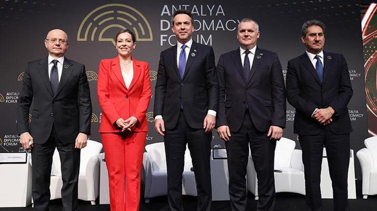 Bakan Bayraktar: Krizler ve politikalarımız, enerji piyasamızı dirençli hale getirdi