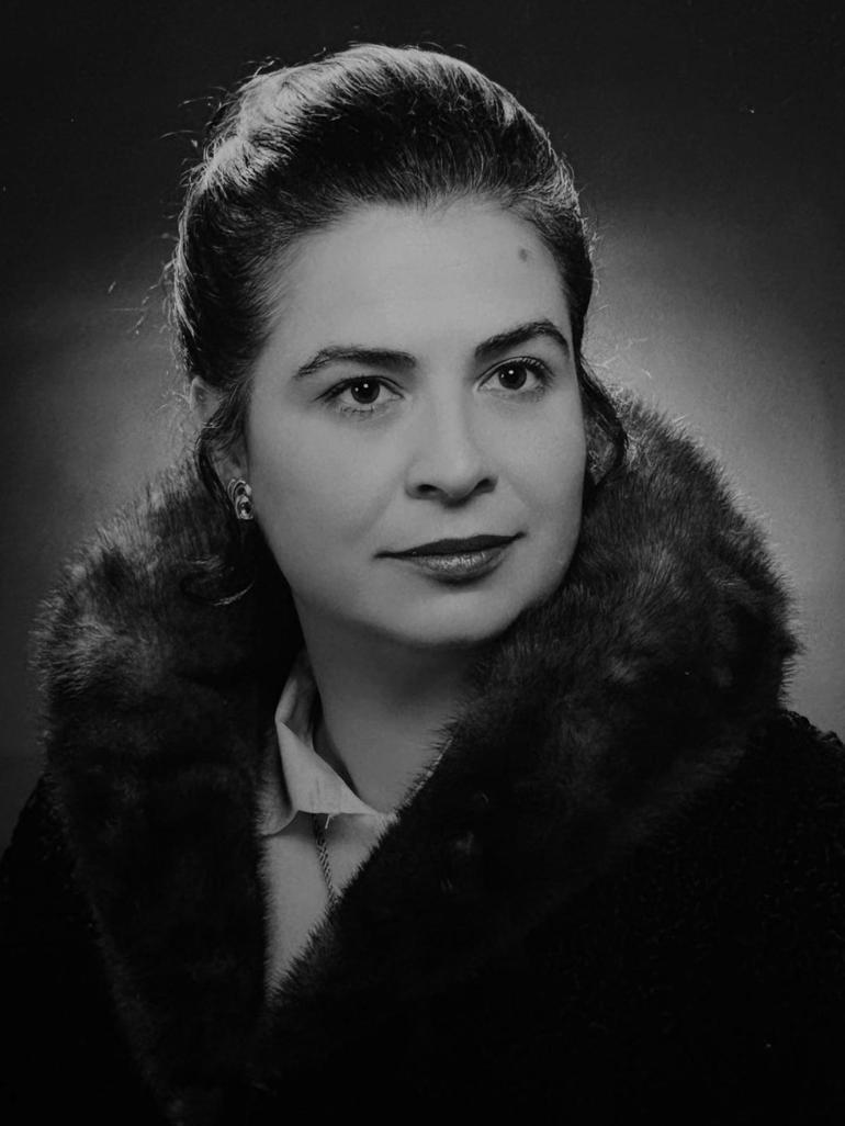 Usta sanatçıdan acı haber: Feyha Çelenk hayatını kaybetti