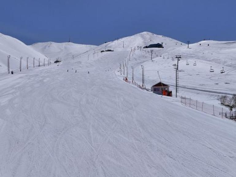 Palandöken’de kayak sezonu uzadı: Mayıs sonuna kadar kayak yapılabilecek