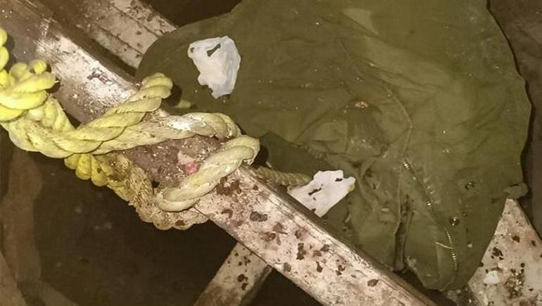 30 yıllık h&uuml;k&uuml;ml&uuml; kuyuda saklanırken yakalandı Mutfakta gizlenen d&uuml;zenek ortaya &ccedil;ıktı
