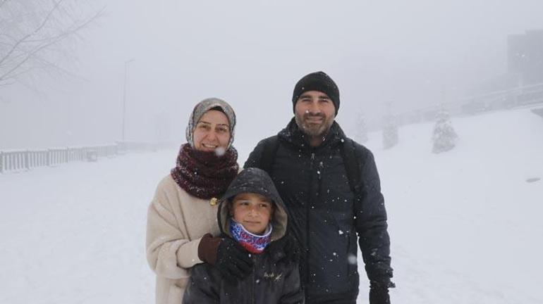 Fotoğraflar bugün çekildi Mayıs ayında kar sürprizi... Kent merkezi bembeyaz