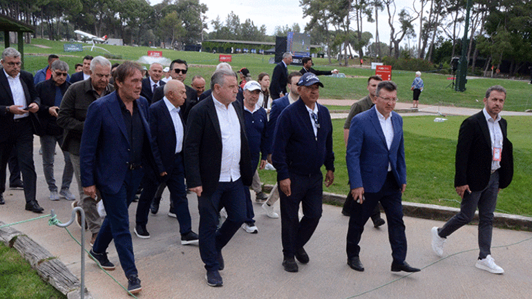 Gençlik ve Spor Bakanı Osman Aşkın Bak, Turkish Airlines Open 2026 Golf Turnuvası ödül töreni için Antalyada
