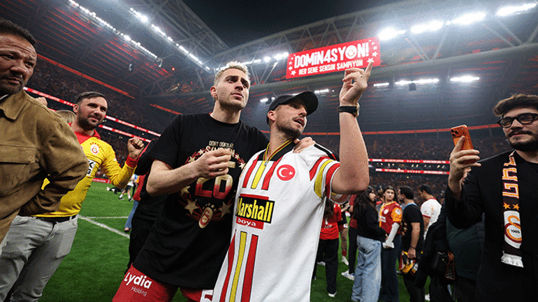 Galatasarayda şampiyonluk sonrası Okan Buruk: Hedefimiz üst üste beşinci şampiyonluk