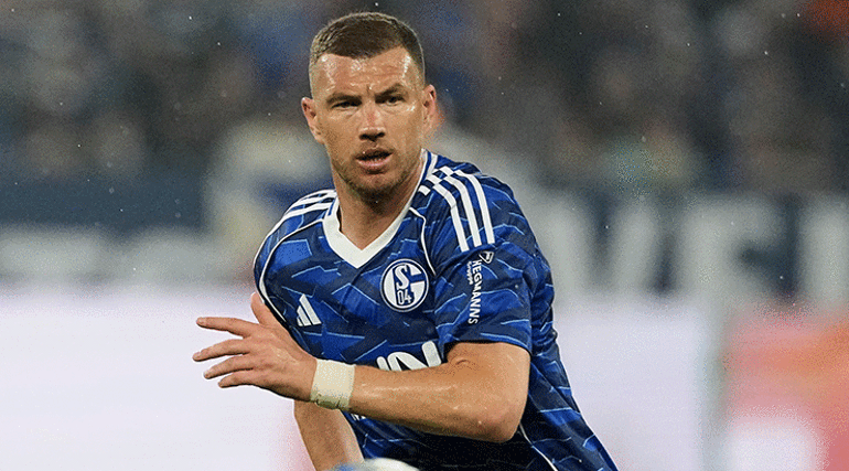 Bosna-Hersekin Dünya Kupası kadrosu açıklandı Dzeko yine kadroda yer aldı