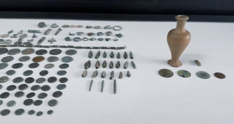 Bakan Ersoy paylaştı: 9 ilde tarihi eser operasyonu 500den fazla k&uuml;lt&uuml;r varlığı ele ge&ccedil;irildi