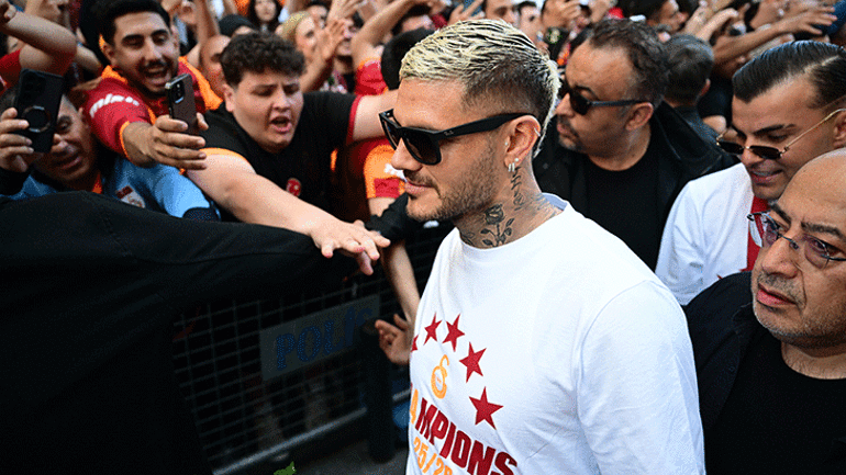 Galatasarayda Dursun Özbekten Icardi ve Torreira cevabı: Görüşmemiz var