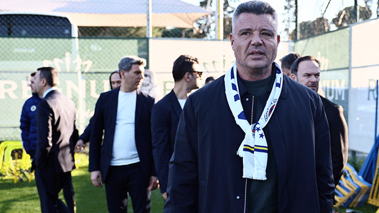 Fenerbahçeye İngiliz devinden yıldız sol bek Karar yeni yönetimin