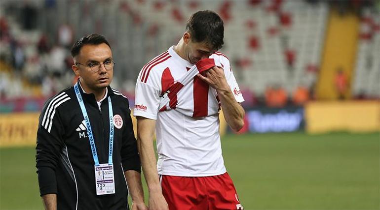 Antalyaspor teknik direktörü Sami Uğurlu çok üzgün Trajedi dolu bir gece