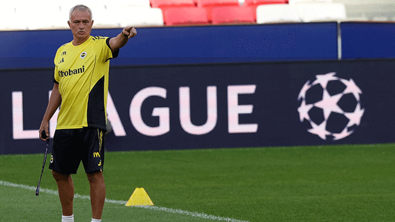 Real Madrid Jose Mourinho ile anlaşma sağladı