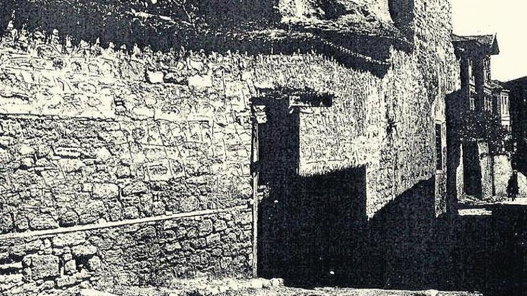 İstanbul’da küçük bir Roma mezar yapısı: Şeyh Süleyman Mescidi ve sakladıkları