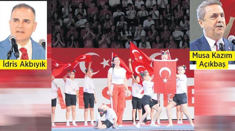 Gençlik coşkusu İzmir’i sardı