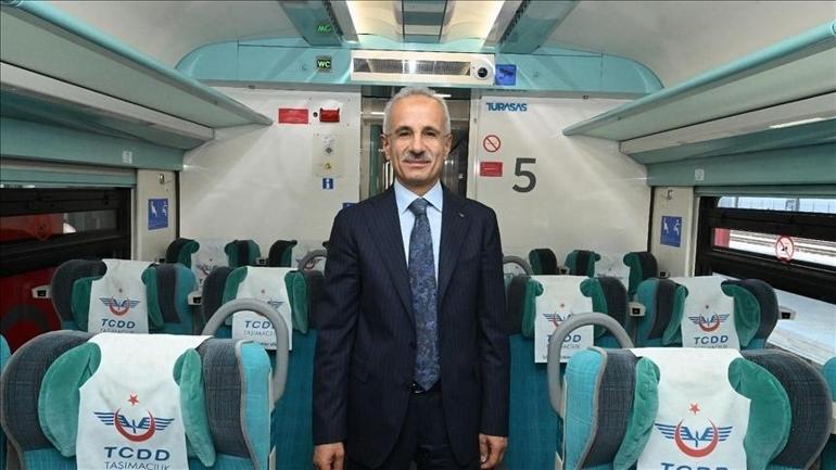 Bursa hızlı treninde geri sayım başladı Bakan tarih verdi: İstanbul ile mesafe 2 saat 15 dakikaya düşecek