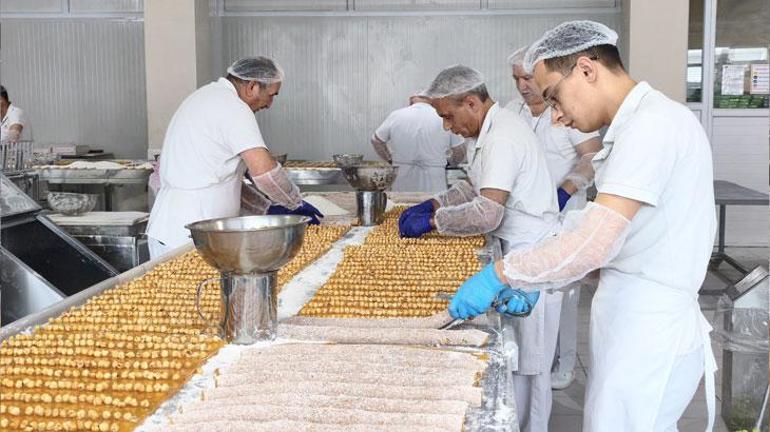 Safranboluda lokum üreticileri bayram mesaisinde