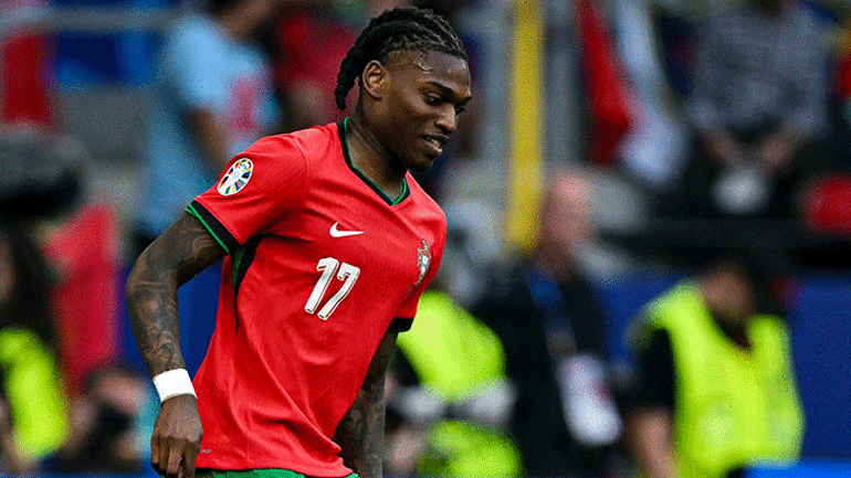 Leao için 10 milyon Euroluk teklif Galatasaray ve Fenerbahçe yarışta