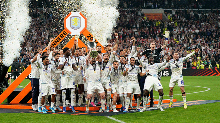 Galatasarayda yıldız futbolcudan ayrılık kararı Bonservisi belli oldu