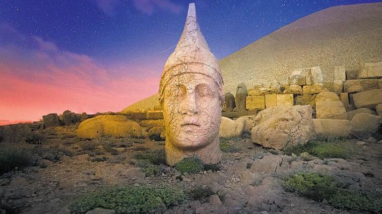 Gecenin ışığında tarihle buluşmak