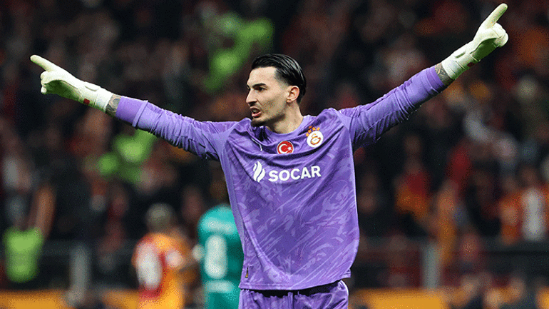 Galatasarayda iç transferde karar verildi Dört isme yeni sözleşme