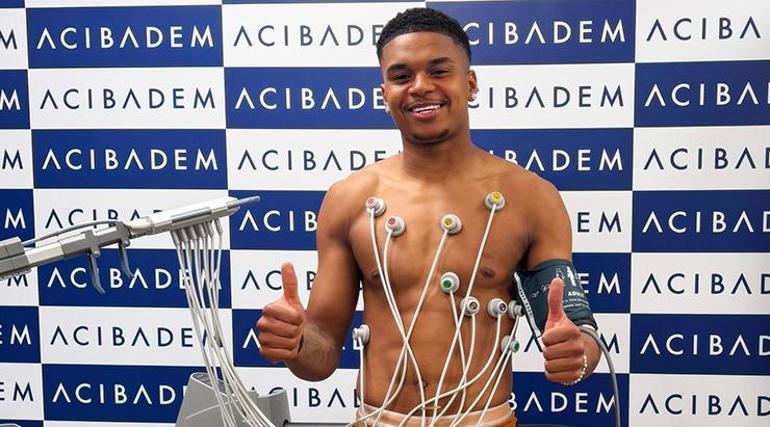 Trabzonspor, Noah Savioloyu resmen açıkladı