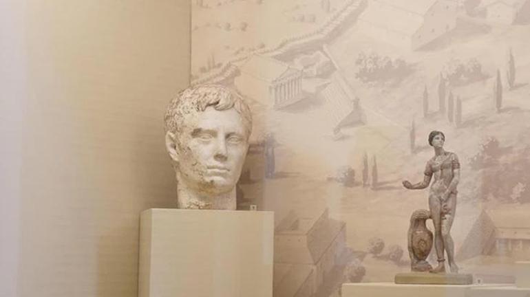 Romanın kalbi Kolezyumda Troyanın hikâyesi dünyayla buluştu: Troya, 221 eserle Kolezyumda