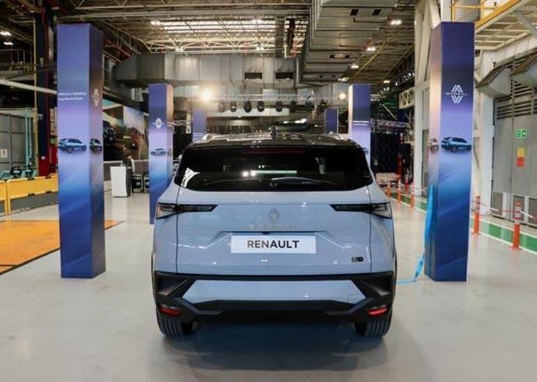 Renaultun Boreal modeli banttan indirildi