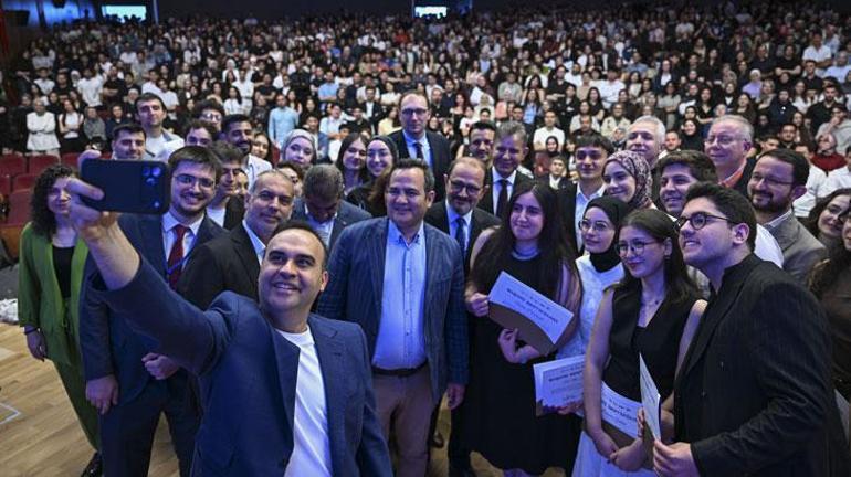 Bakan Kacır: Dünyada büyük yeniliklerin yaşandığı bir dönemdeyiz