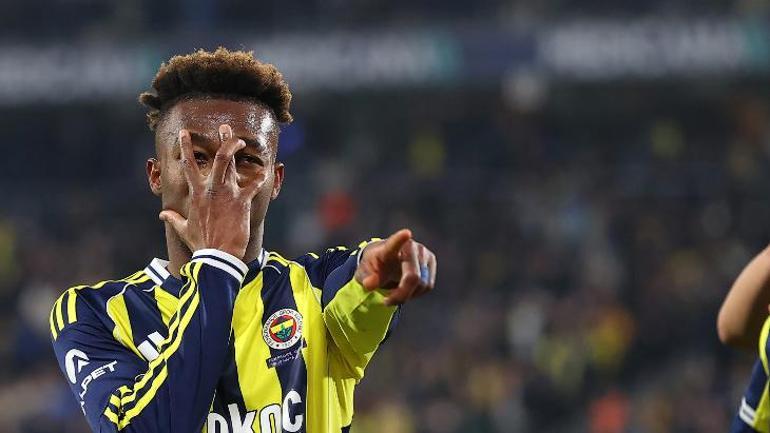 Fenerbahçede ayrılık rüzgarı Yıldız oyuncu için 20 milyon Euroyu gözden çıkardılar