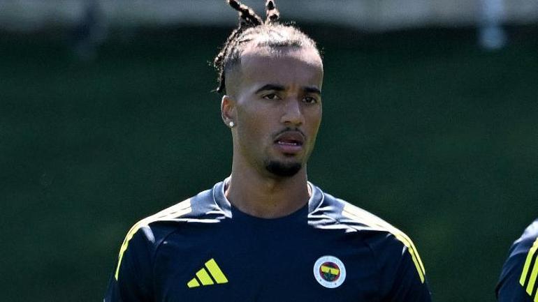 Fenerbahçenin yıldızına Premier Lig kancası Gözler yönetimde