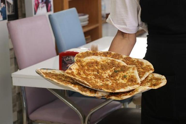 50 TLlik lahmacunun sırrını açıkladı Ucuza satıyorum ama kazanıyorum