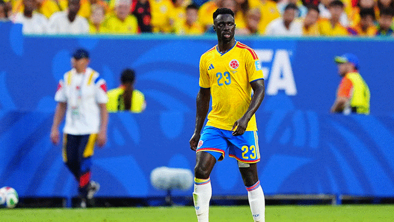 Davinson Sanchezin golü VARa takıldı, Ronaldo zor yolu seçti Lionel Messiden bir şov daha