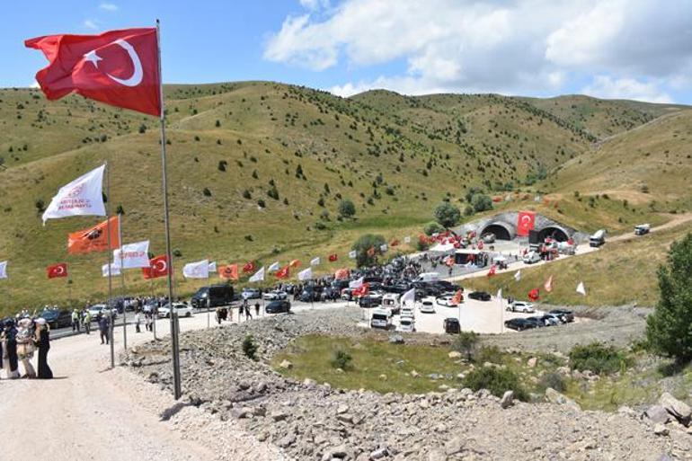Sivas-Tokat yolunda ilk kazma vuruldu Çamlıbel Tüneli ile 13 keskin viraj tarihe karışacak