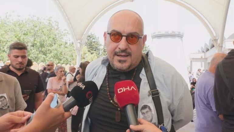 Türk tiyatrosunun çınarı Zihni Göktay son yolculuğuna uğurlandı Kızına bıraktığı son mektup herkesi ağlattı
