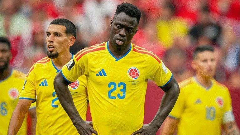 Dünya Kupasından elenen Kolombiyaya Shakiradan destek