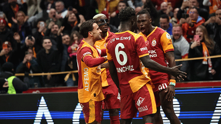 Como, Galatasaraylı yıldız için fiyat artırdı Bonservis için son karar