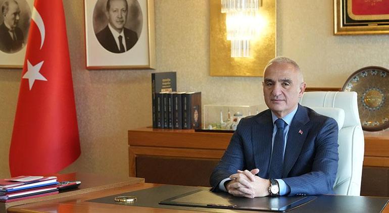 Bakan Ersoy: Tralleıste 2 bin yıllık 300 kişilik antik havuz gün yüzüne çıkarıldı