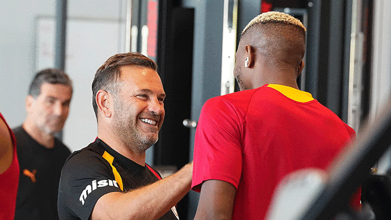 Galatasarayda Victor Osimhenden transfer çıkışı: Hiçbir yere gitmiyorum