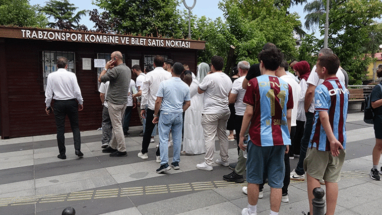 Trabzon şehrinde Salah bekleyişi