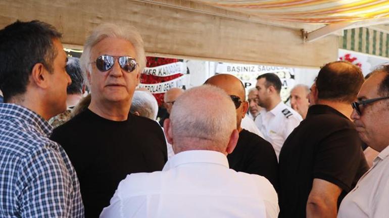 Birol Güvenin acı günü Annesini son yolculuğuna uğurladı