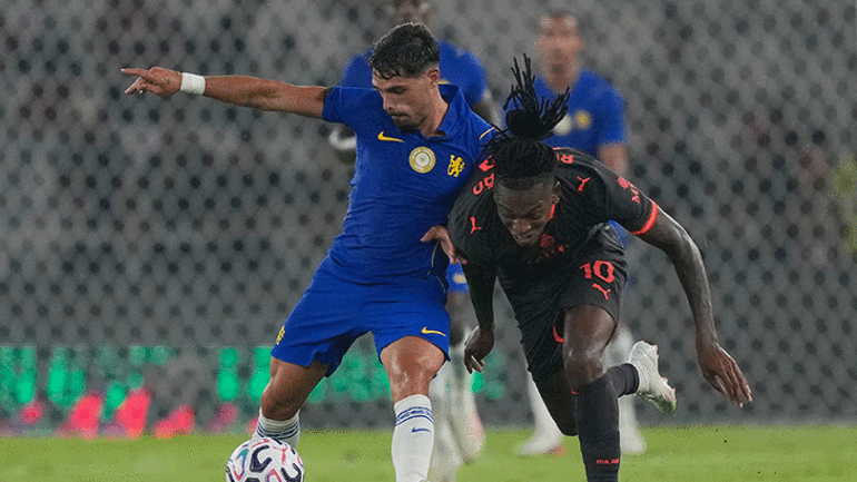 Fenerbahçe ve Galatasarayın gündeminde olan Leaoyu İtalyanlar yerden yere vurdu 10 dakikada pili bitti