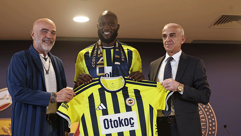Fenerbahçede yeni transfer Romelu Lukaku için imza töreni Türkiye benim ikinci evim