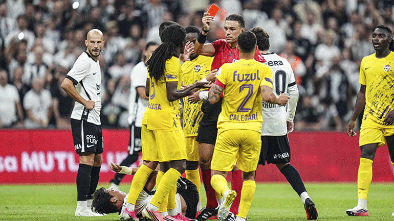 Beşiktaşın Eyüpspor galibiyeti sonrası Bilal Meşe: Islıkladığınız Olaitan’ı gördünüz mü