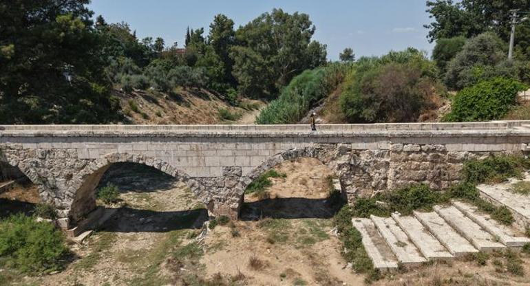 Antalya’da 800 yıllık tarihi köprü yüzyıllara meydan okuyor Geçmiş ve bugün yan yana