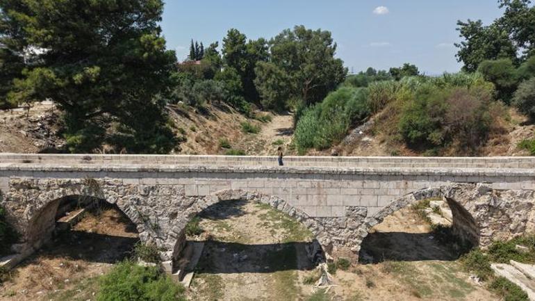 Antalya’da 800 yıllık tarihi köprü yüzyıllara meydan okuyor Geçmiş ve bugün yan yana