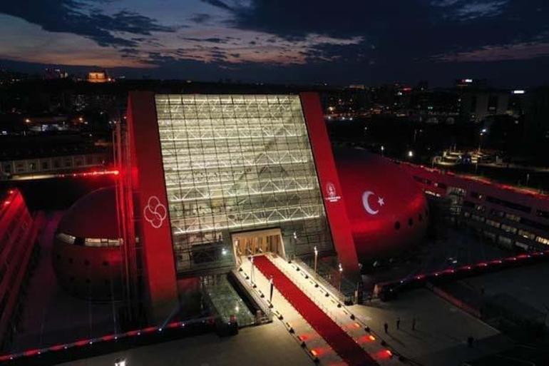 Bakan Ersoy, CSO Ada Ankaranın yeni sezon programını duyurdu