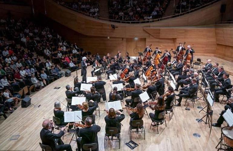 Bakan Ersoy, CSO Ada Ankaranın yeni sezon programını duyurdu