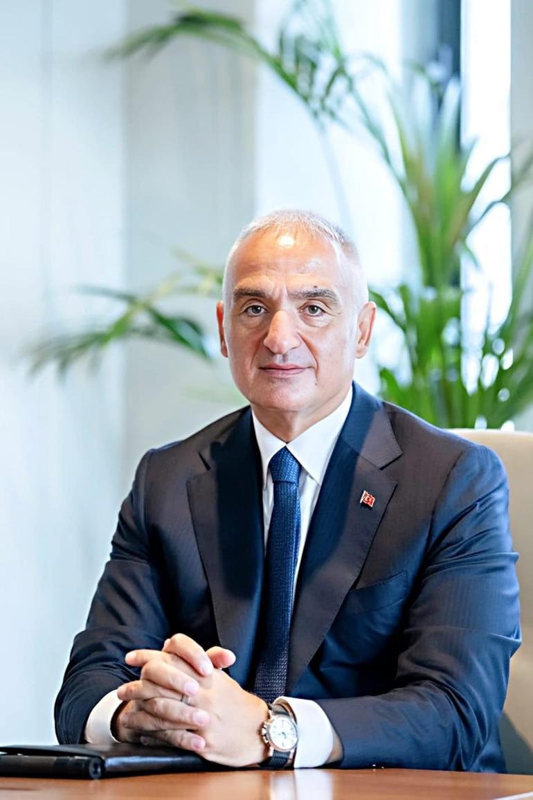 Bakan Ersoy, CSO Ada Ankaranın yeni sezon programını duyurdu