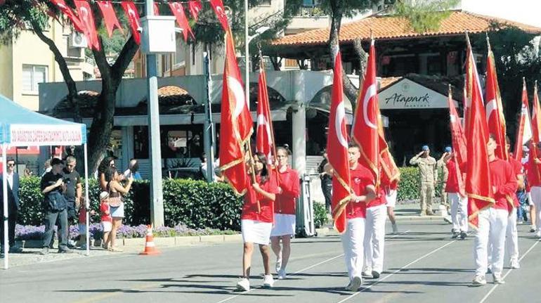 İzmir’de Zafer Bayramı gururu