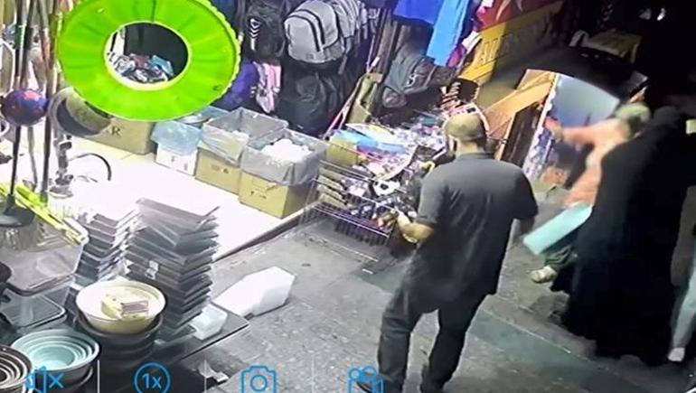 Kağıthane’de çantayı çalan kadın dakikalar sonra geri döndü Gelinim beğenmedi yalanıyla parasını istedi