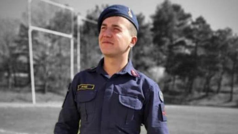 Faciada yürek yakan iki fedakarlık Can yeleğini çıkarıp verdi: Kızım bundan sonra sana emanet